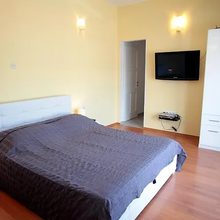 Casa de hóspedes Carija 3*