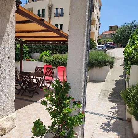 Carija Casa de hóspedes Trogir