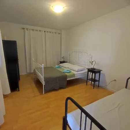 Casa de hóspedes Carija 3*