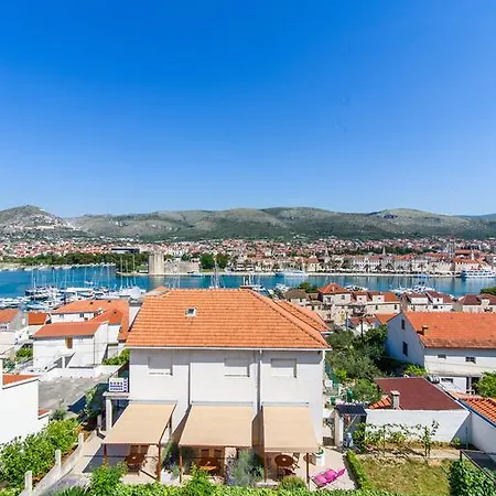 Carija Casa de hóspedes Trogir
