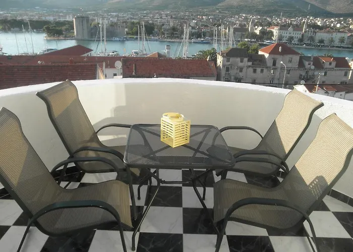 Casa de hóspedes Carija 3*