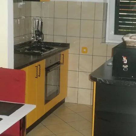 Carija 3* تروغير