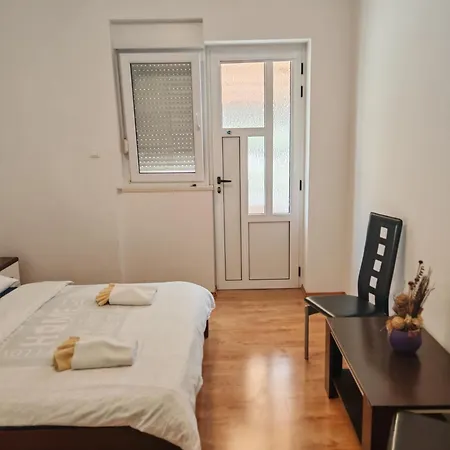 Carija 3* تروغير