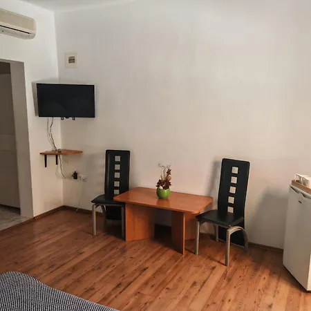 Carija بيت ضيافة