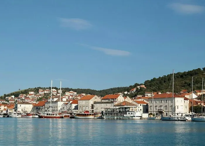 Πανσιόν Carija 3*