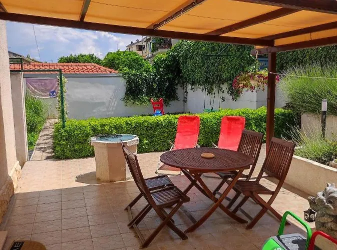 Carija Τρογκίρ